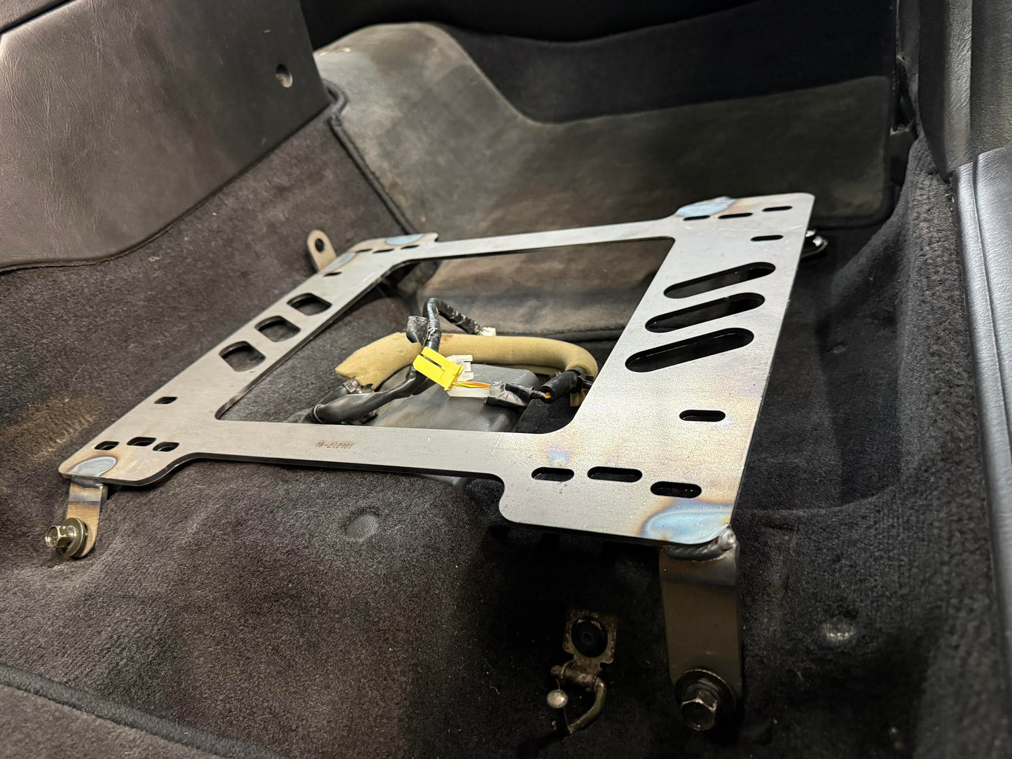 Planted Technology Seat Bracket- Infiniti Q45 [2nd Generation / Y33 Chassis] (1997-2001) - Driver / Left
