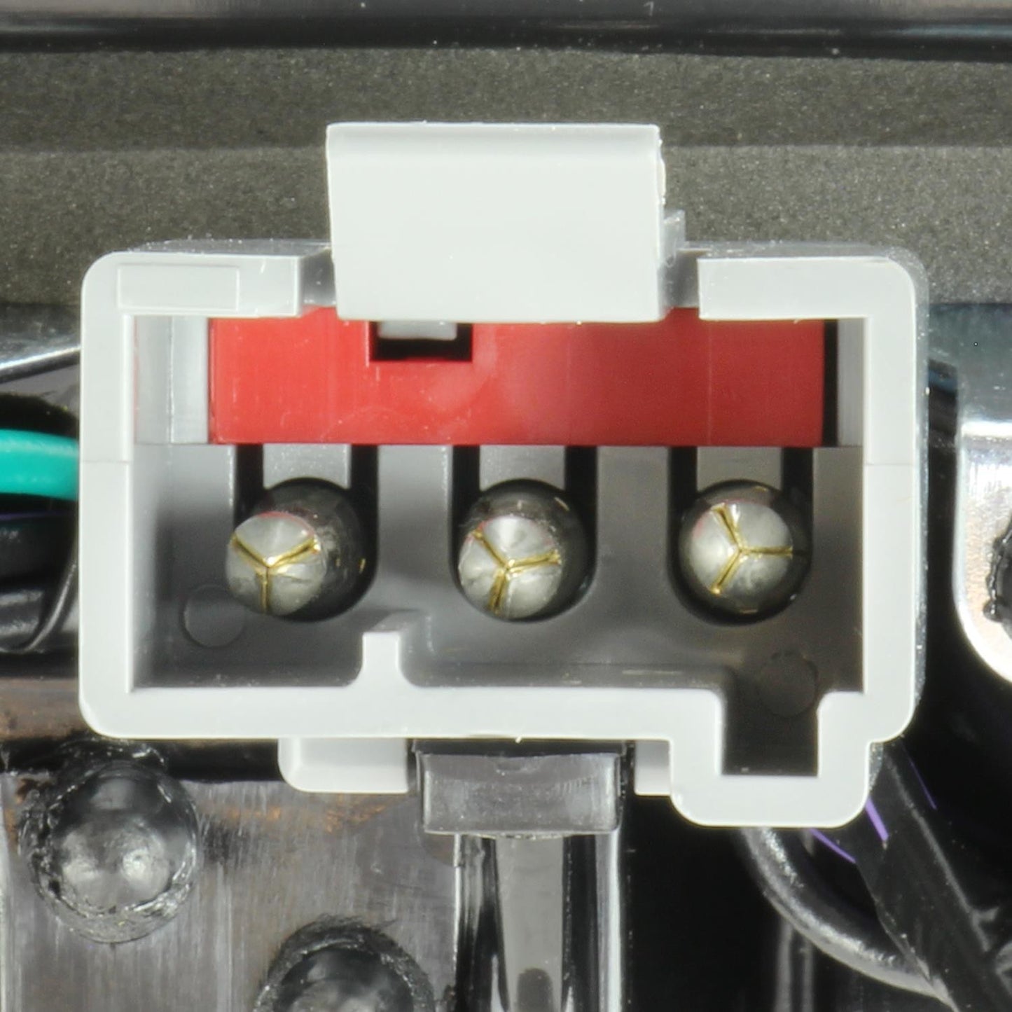 Standard Ignition Center High Mount Stop Light BTL107