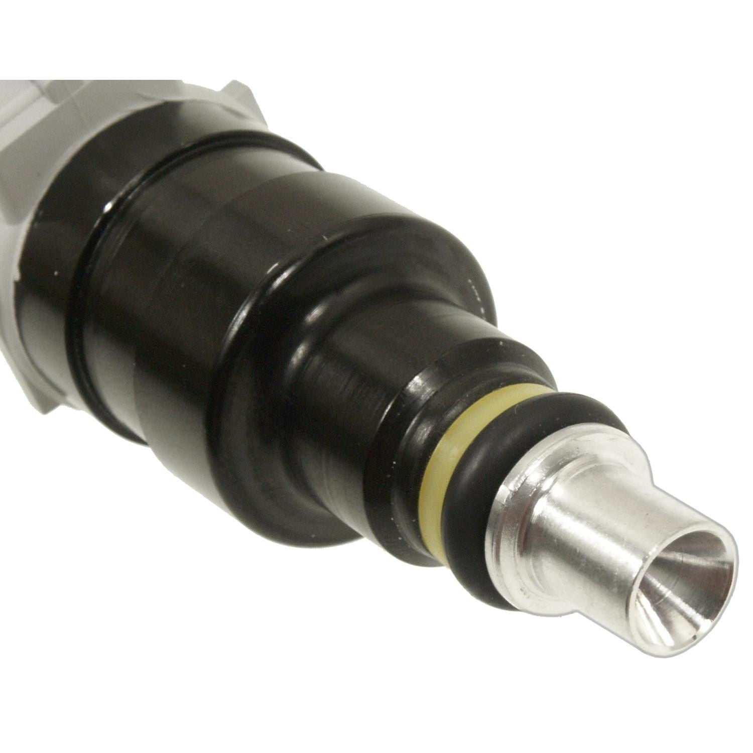 Standard Ignition Fuel Injector FJ685