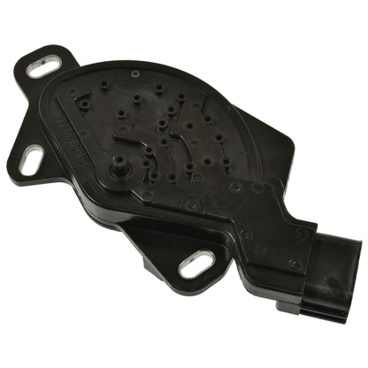 Standard Ignition NS-682