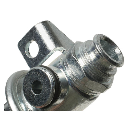 Standard Ignition Fuel Injection Pressure Regulator PR556