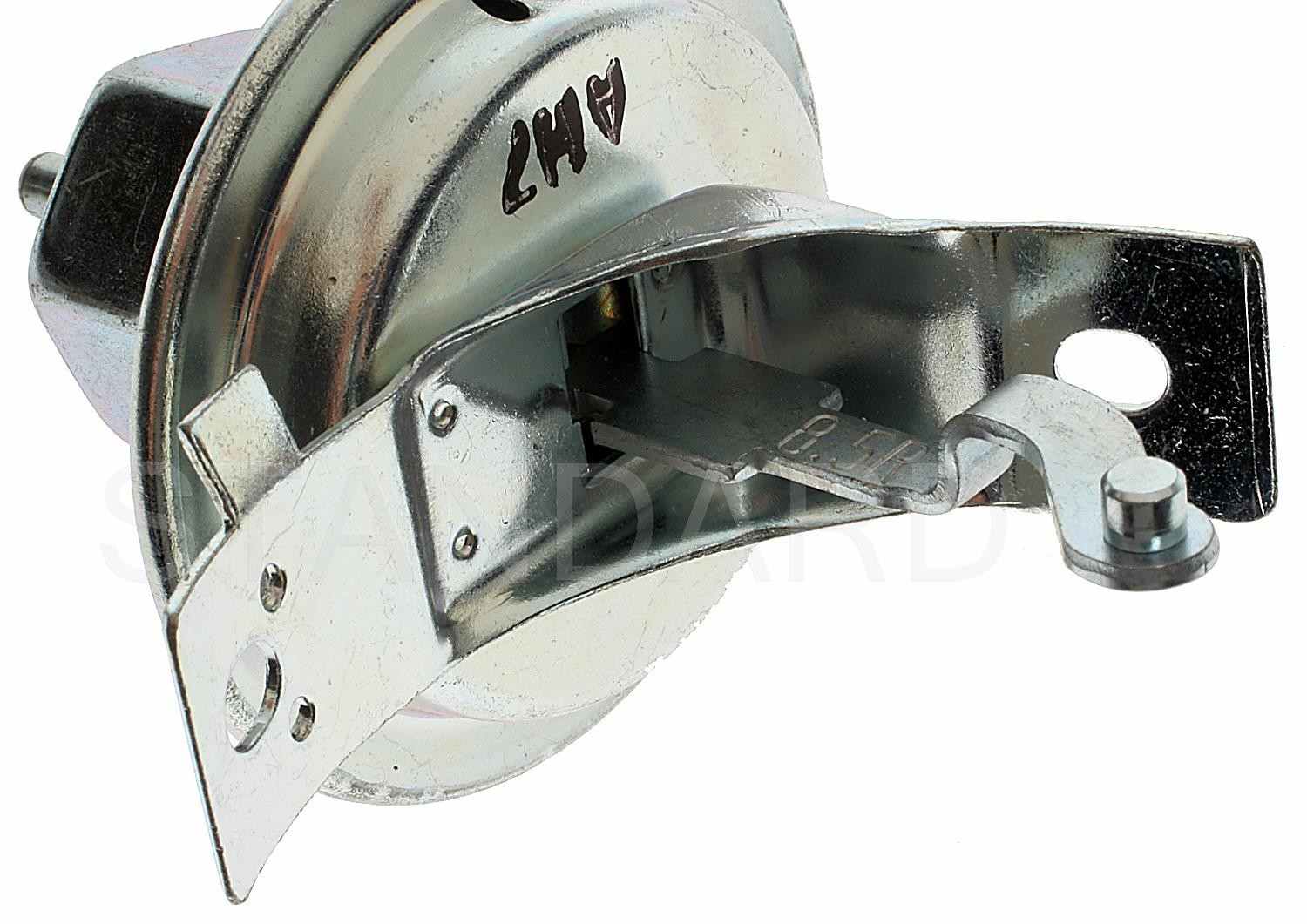 Standard Ignition Distributor Vacuum Advance VC-185