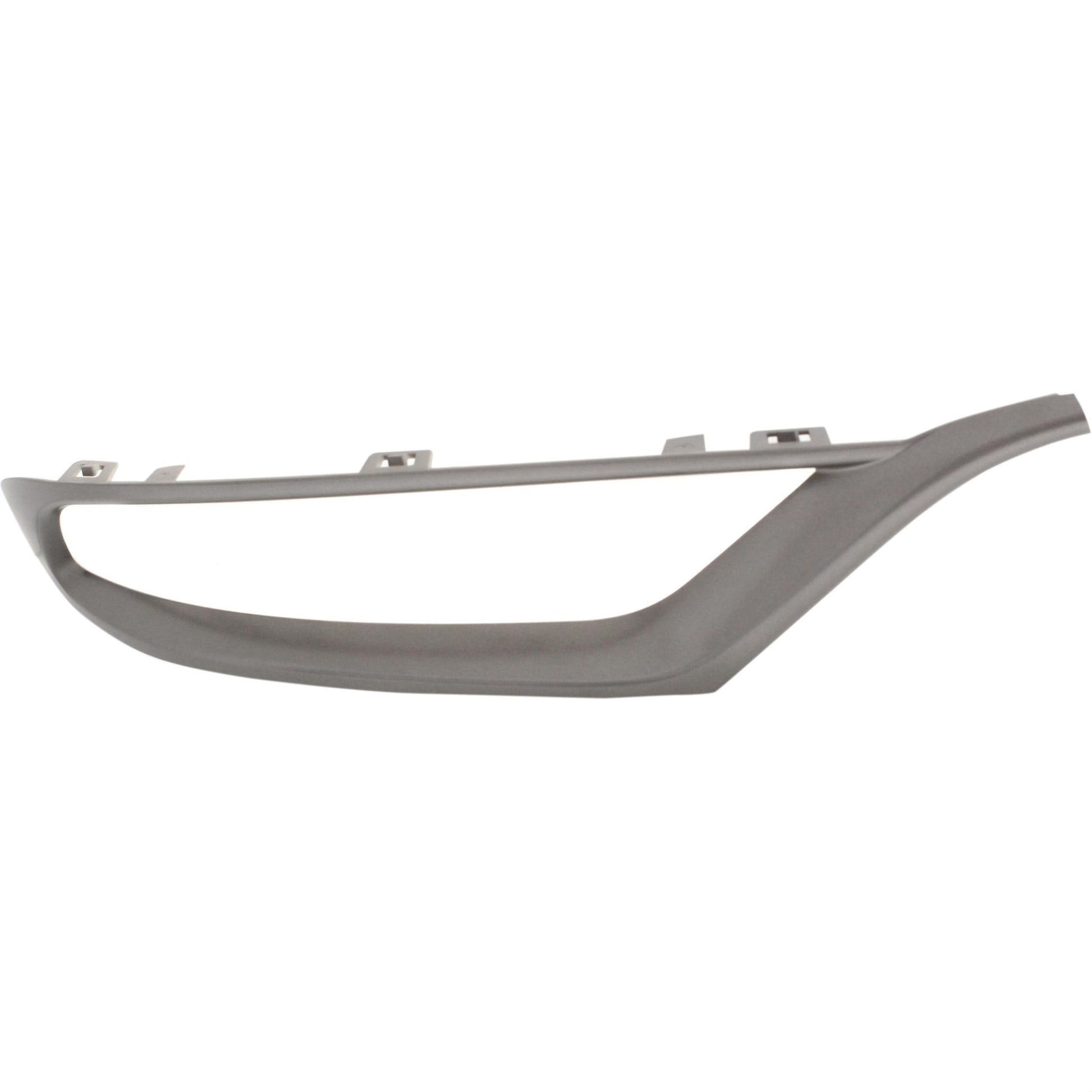 Taiwan Bumper Cover Molding CH1047117C main image