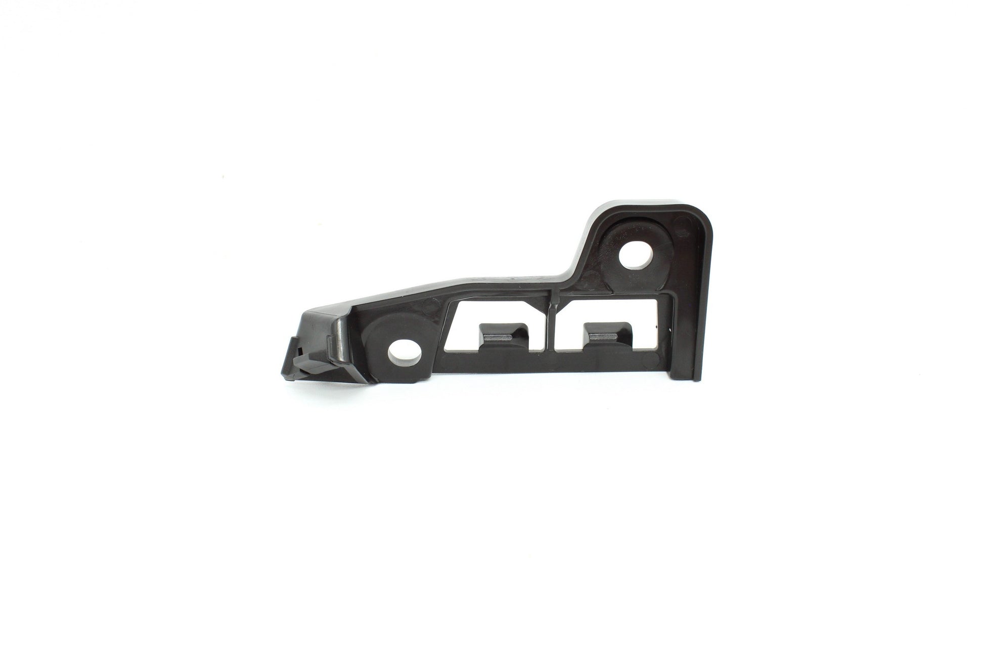 Taiwan Bumper Cover Retainer FO1033106 main image