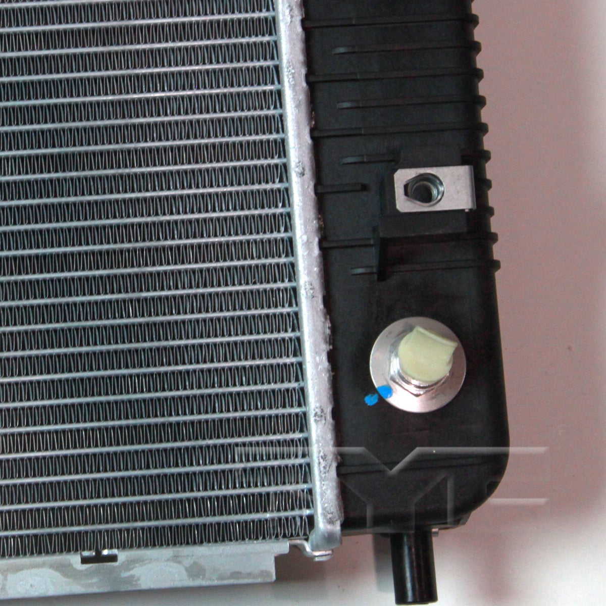 TYC TYC Radiator 13140