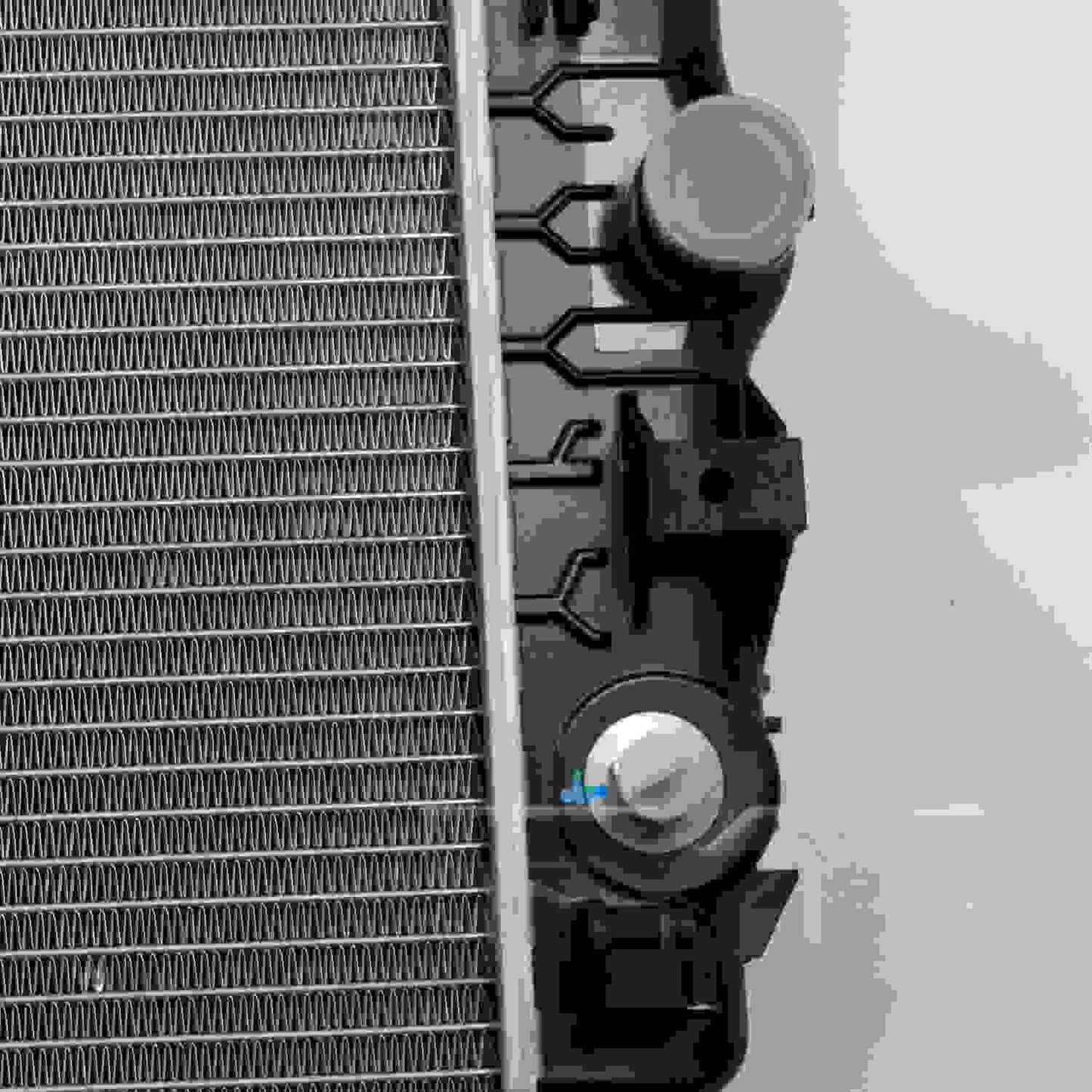 TYC Radiator 13197