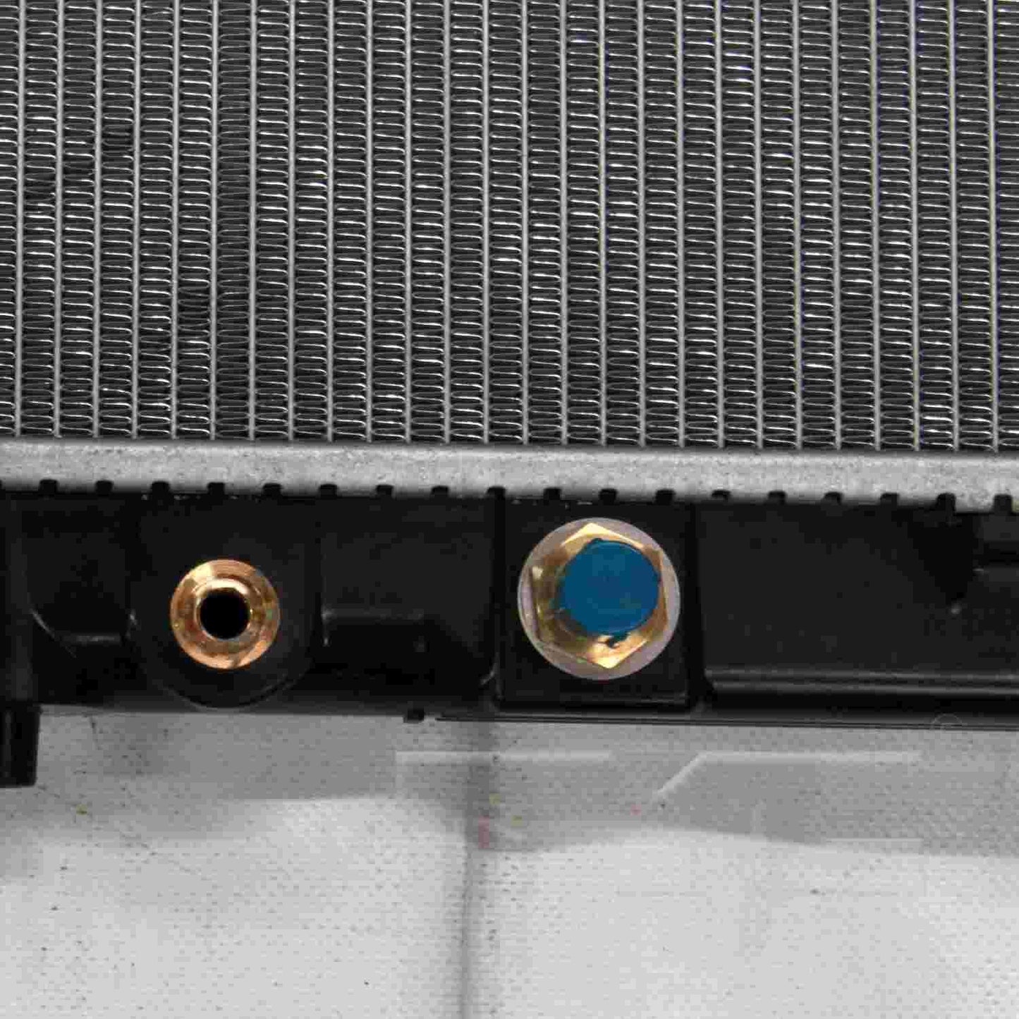 TYC Radiator 13208