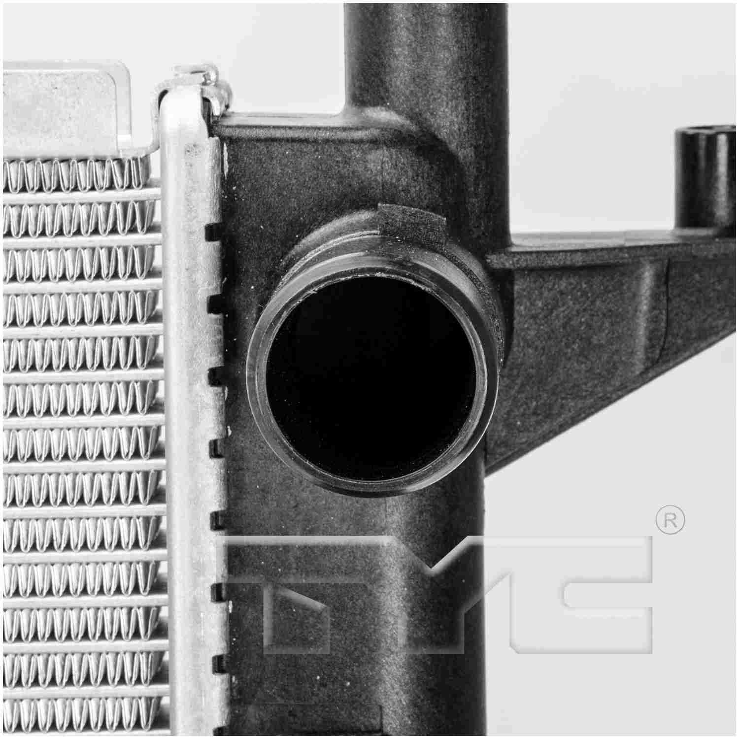 TYC Radiator 13521