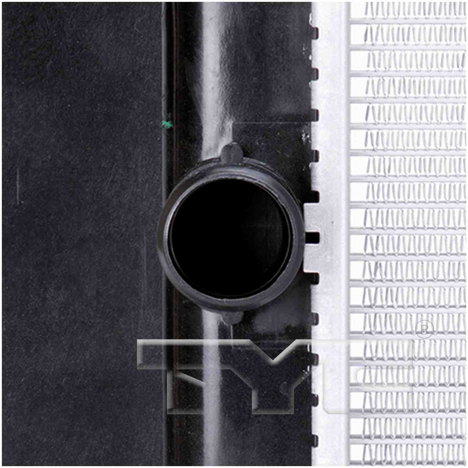TYC Radiator 13552