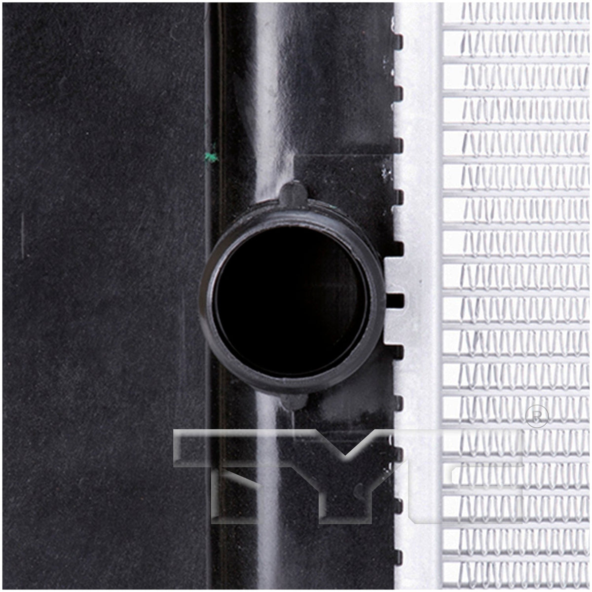 TYC Radiator 13552