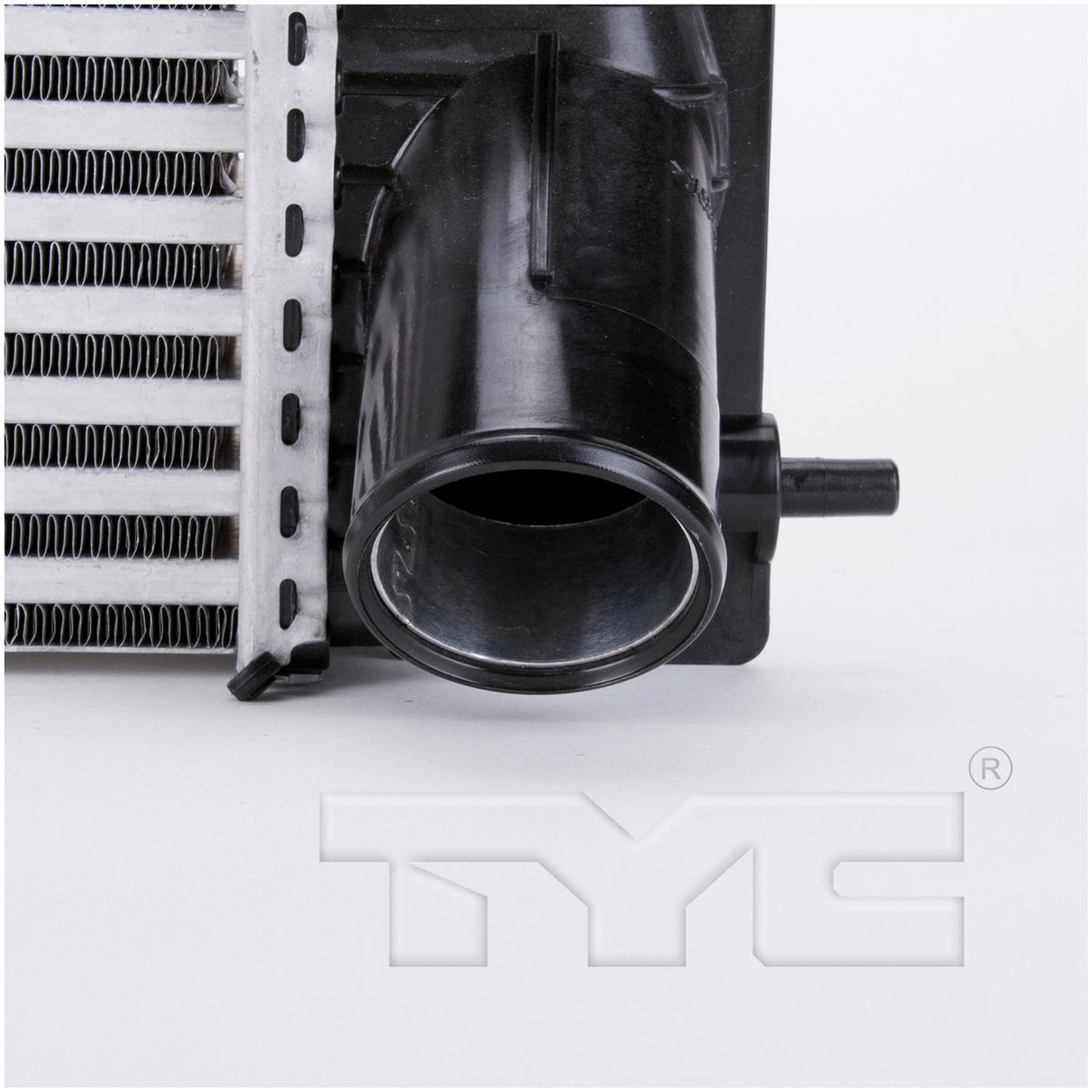 TYC Intercooler 18002