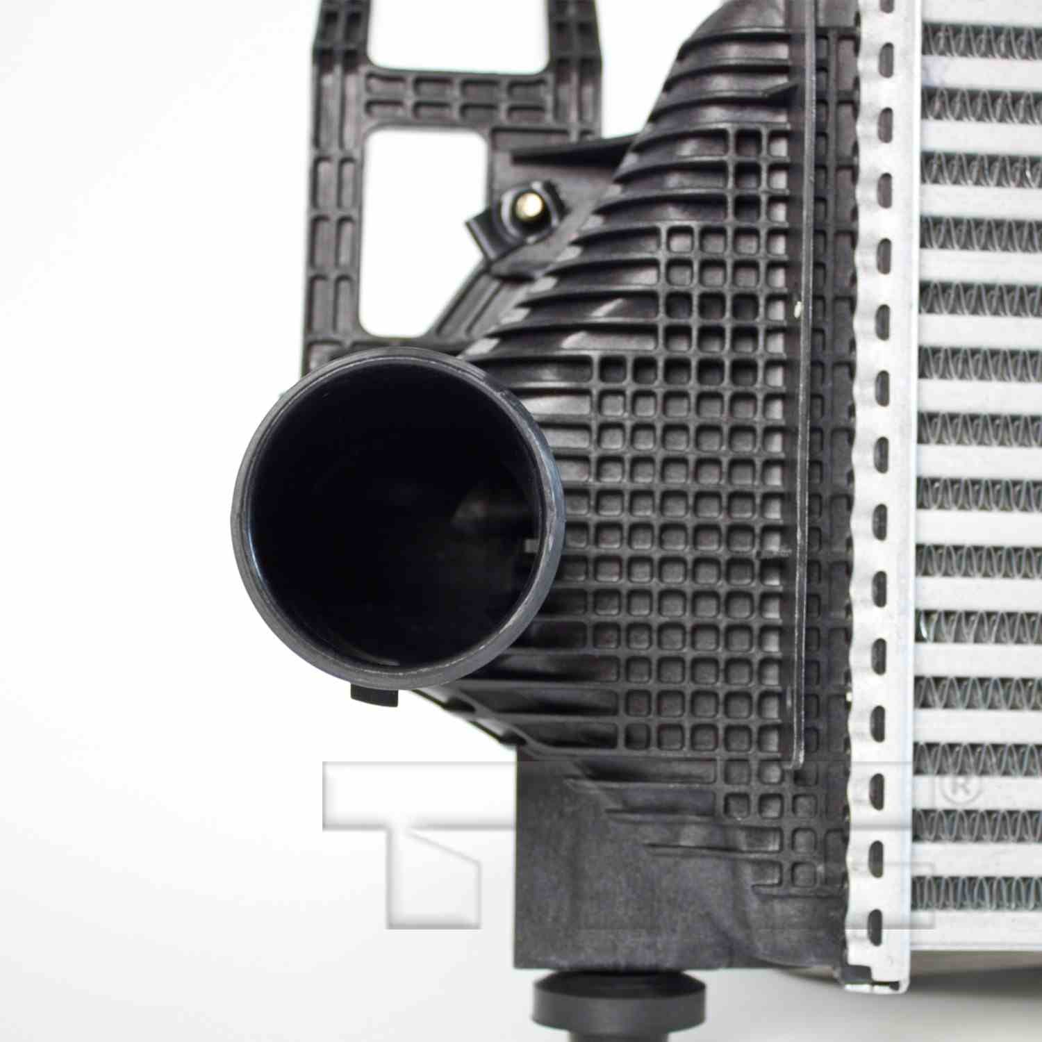 TYC Intercooler 18028