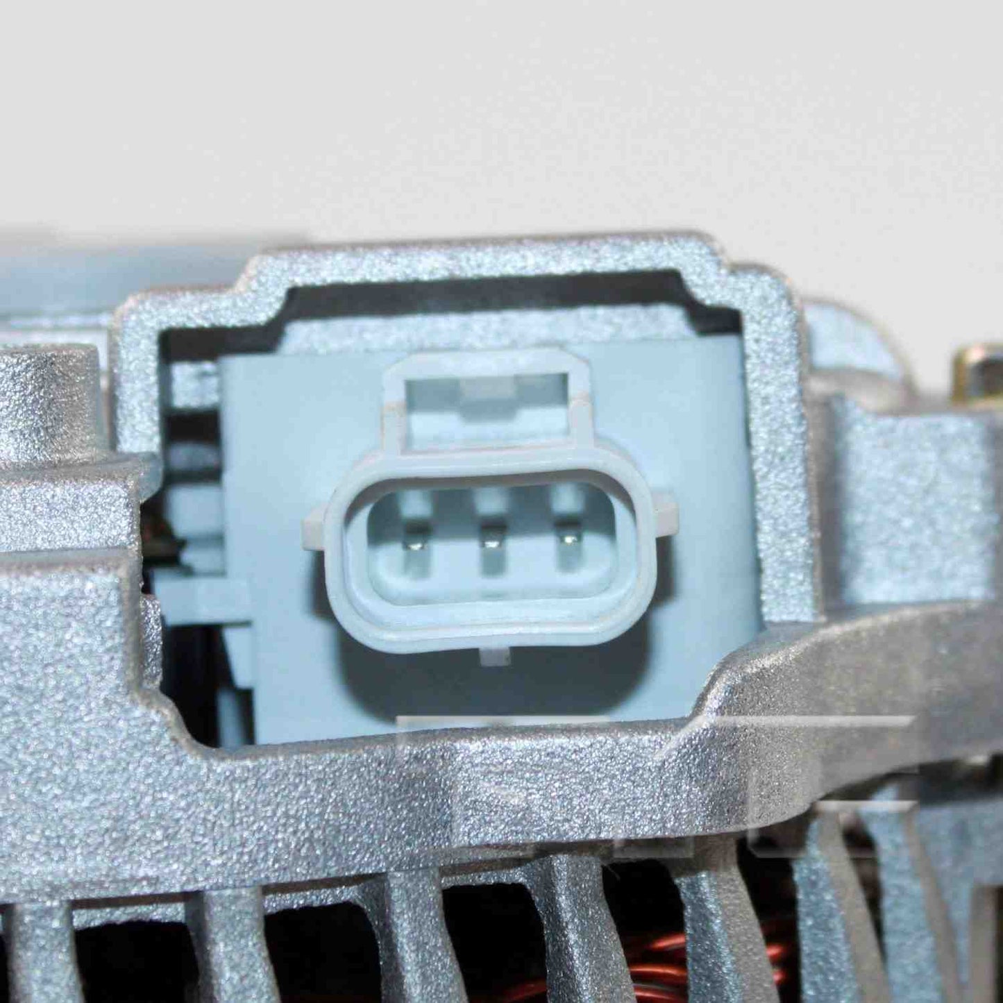 TYC Alternator 2-08447