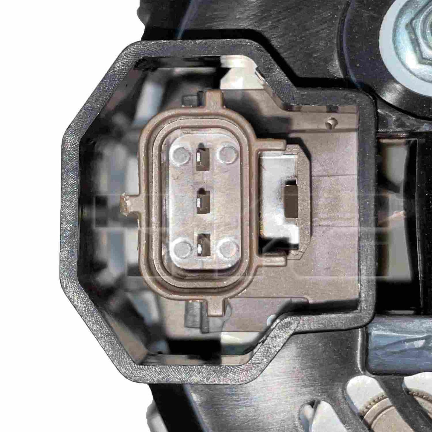 TYC Alternator 2-08913