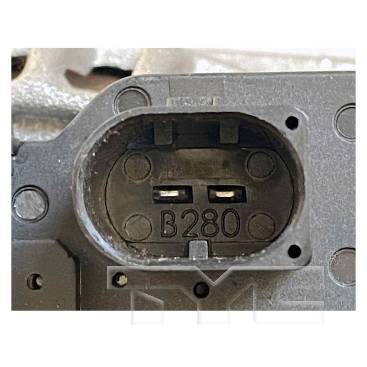 TYC Alternator 2-11083