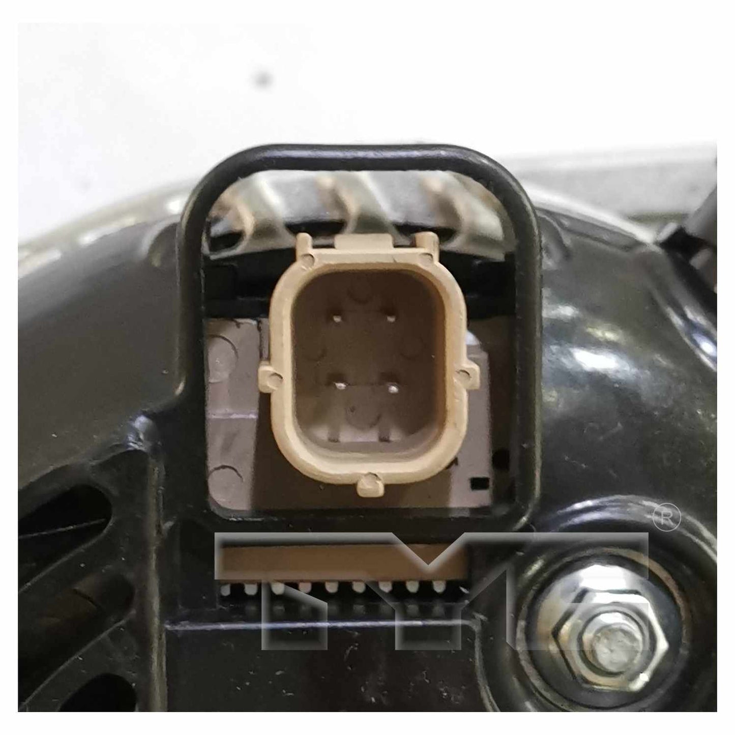 TYC Alternator 2-11573