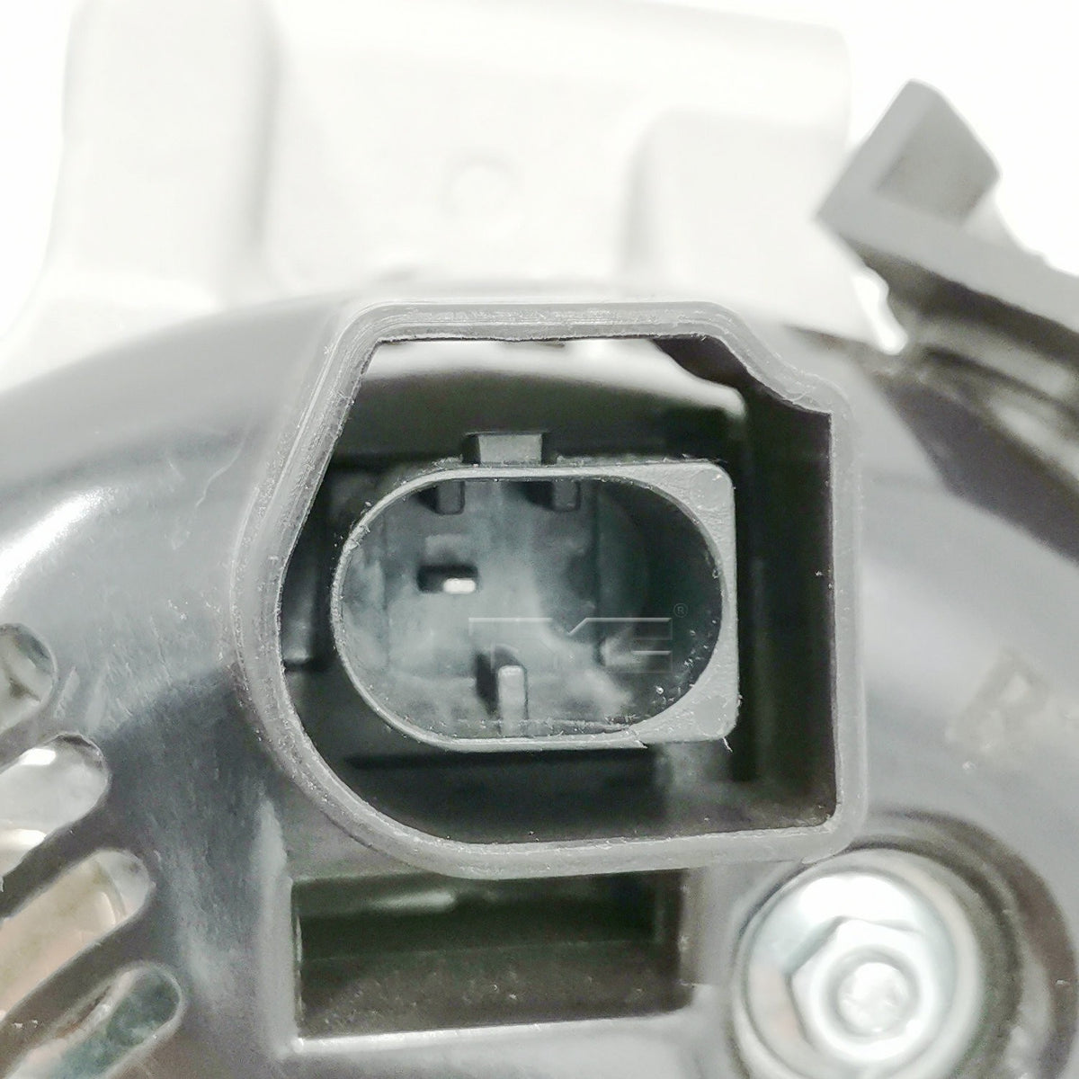 TYC Alternator 2-11712