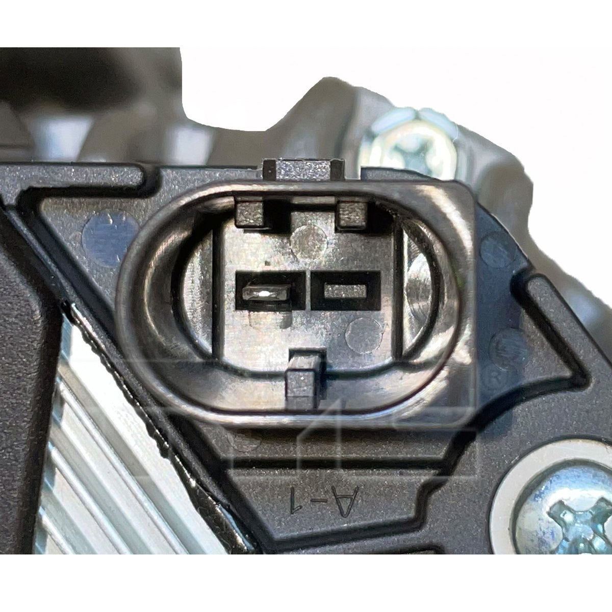 TYC Alternator 2-11728