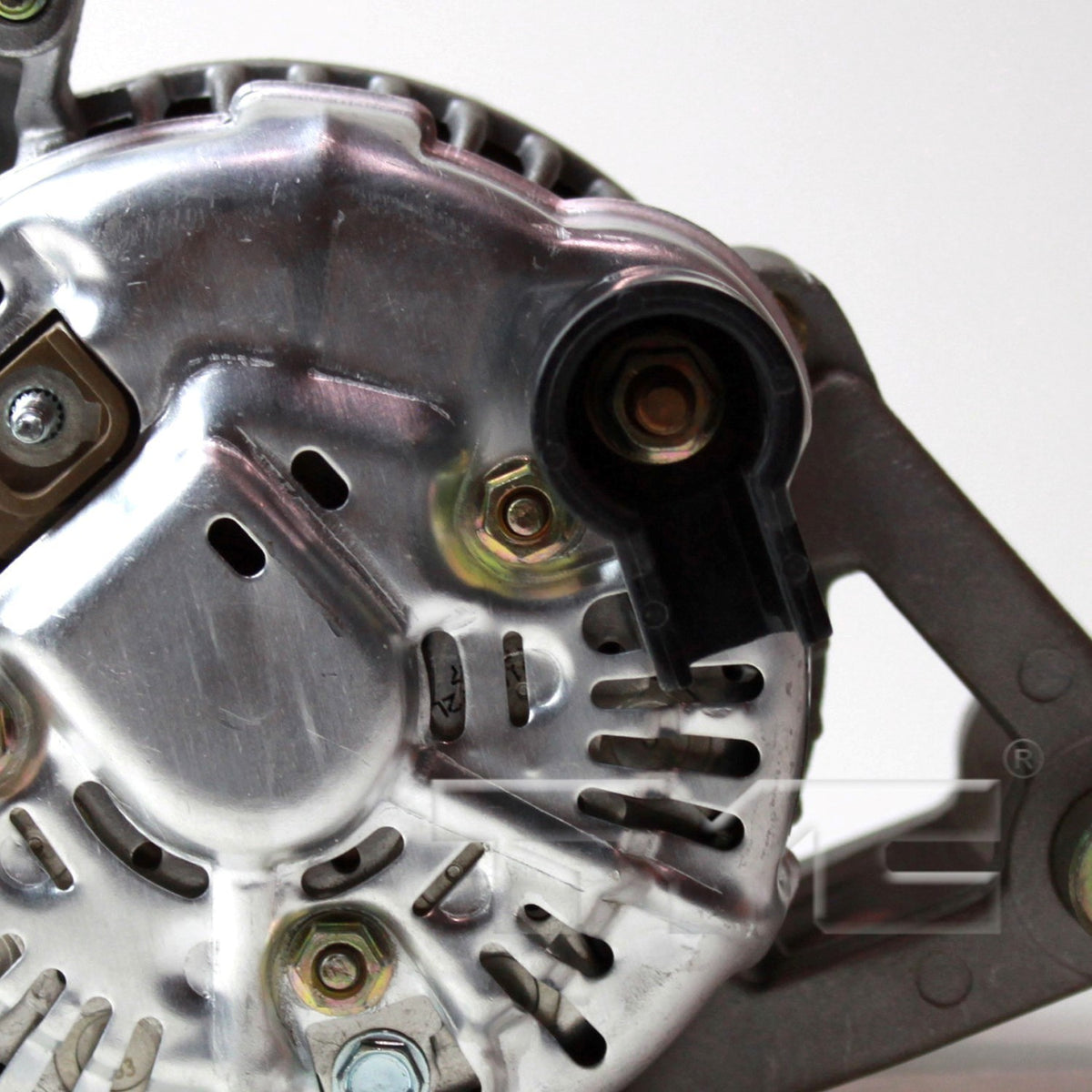 TYC Alternator 2-13341