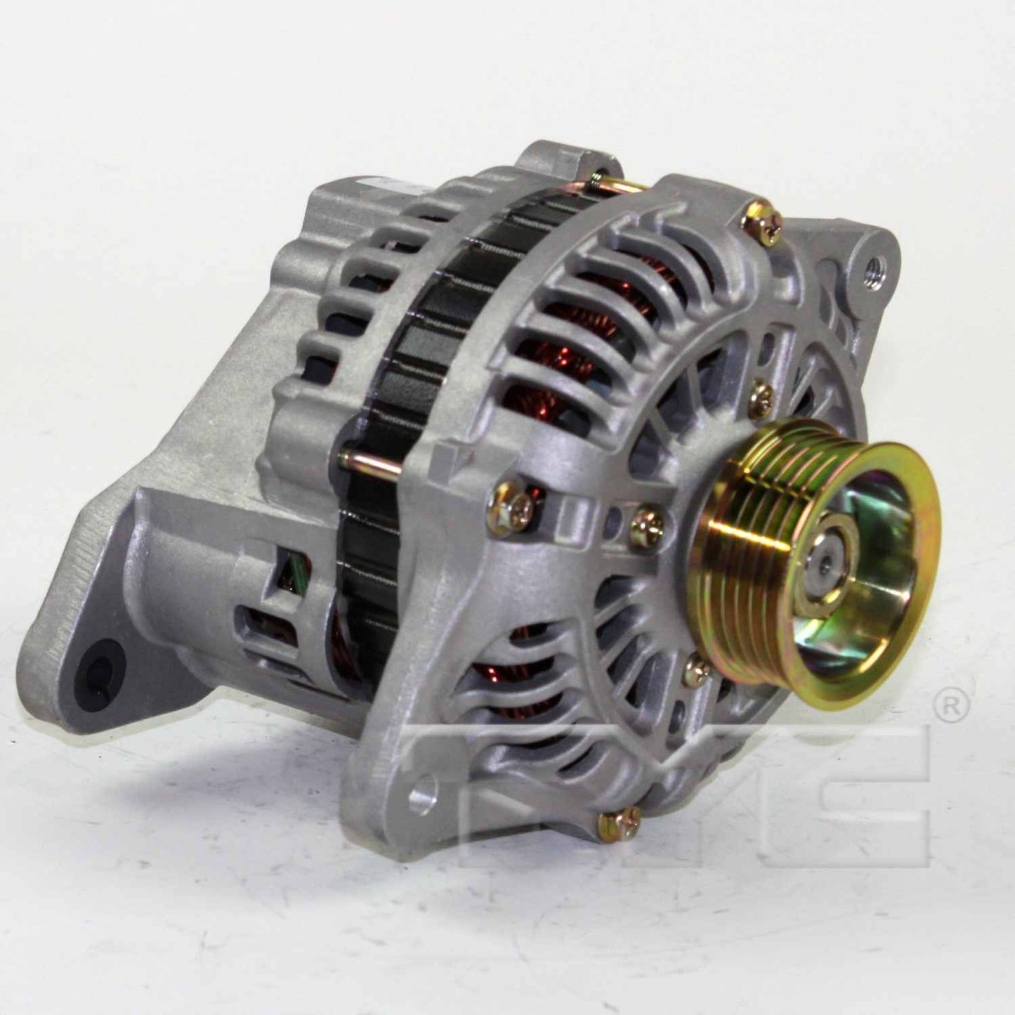 TYC Alternator 2-13820