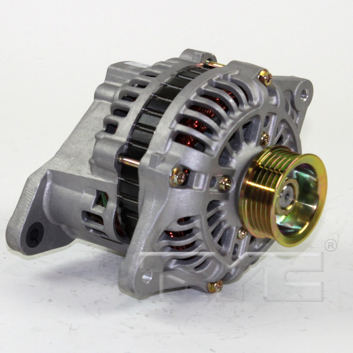 TYC Alternator 2-13820