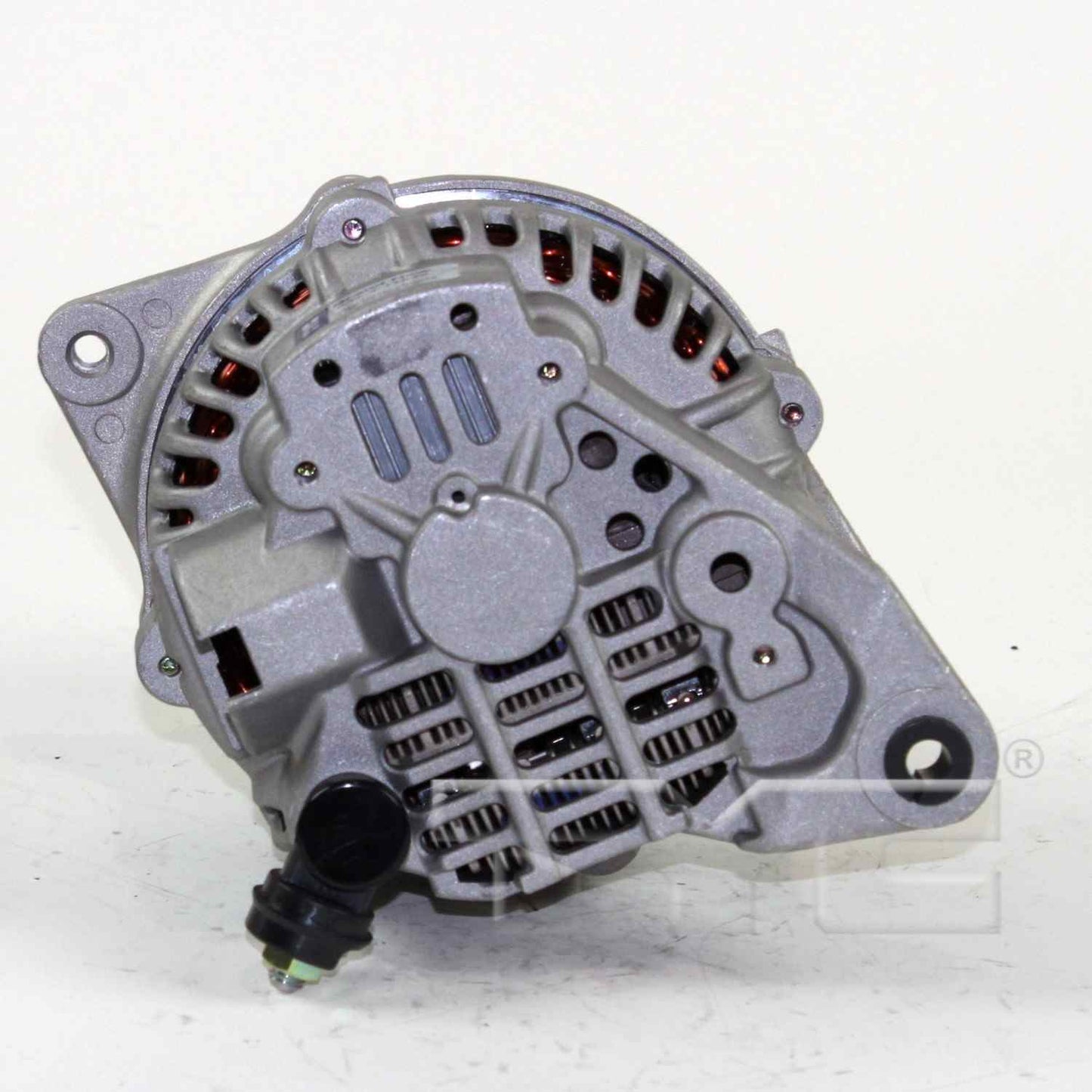 TYC Alternator 2-13820