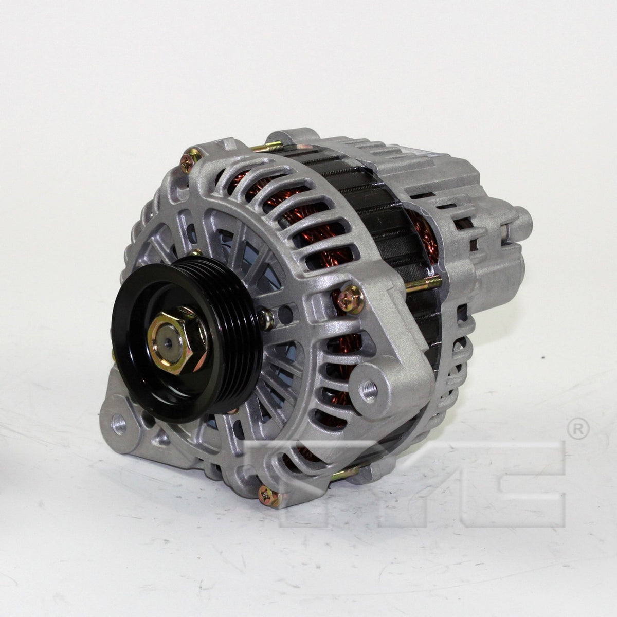 TYC Alternator 2-13821