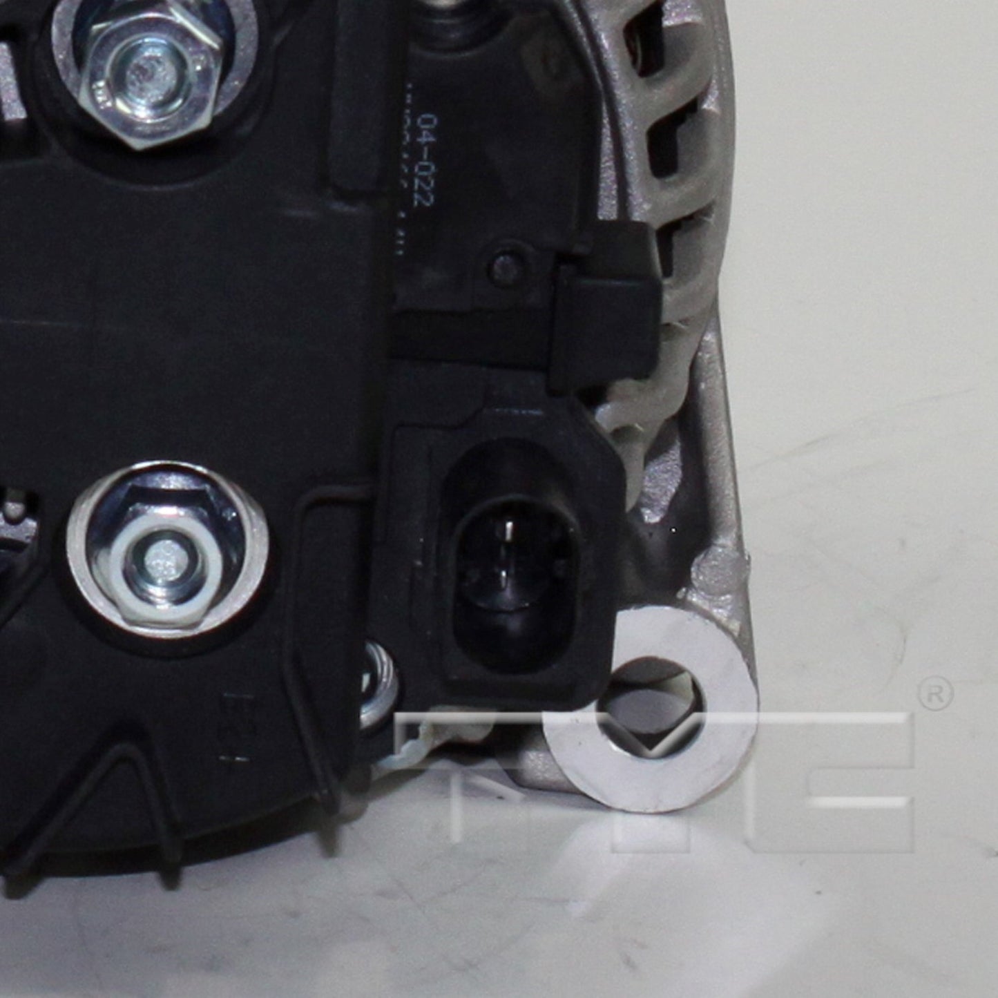 TYC Alternator 2-13884
