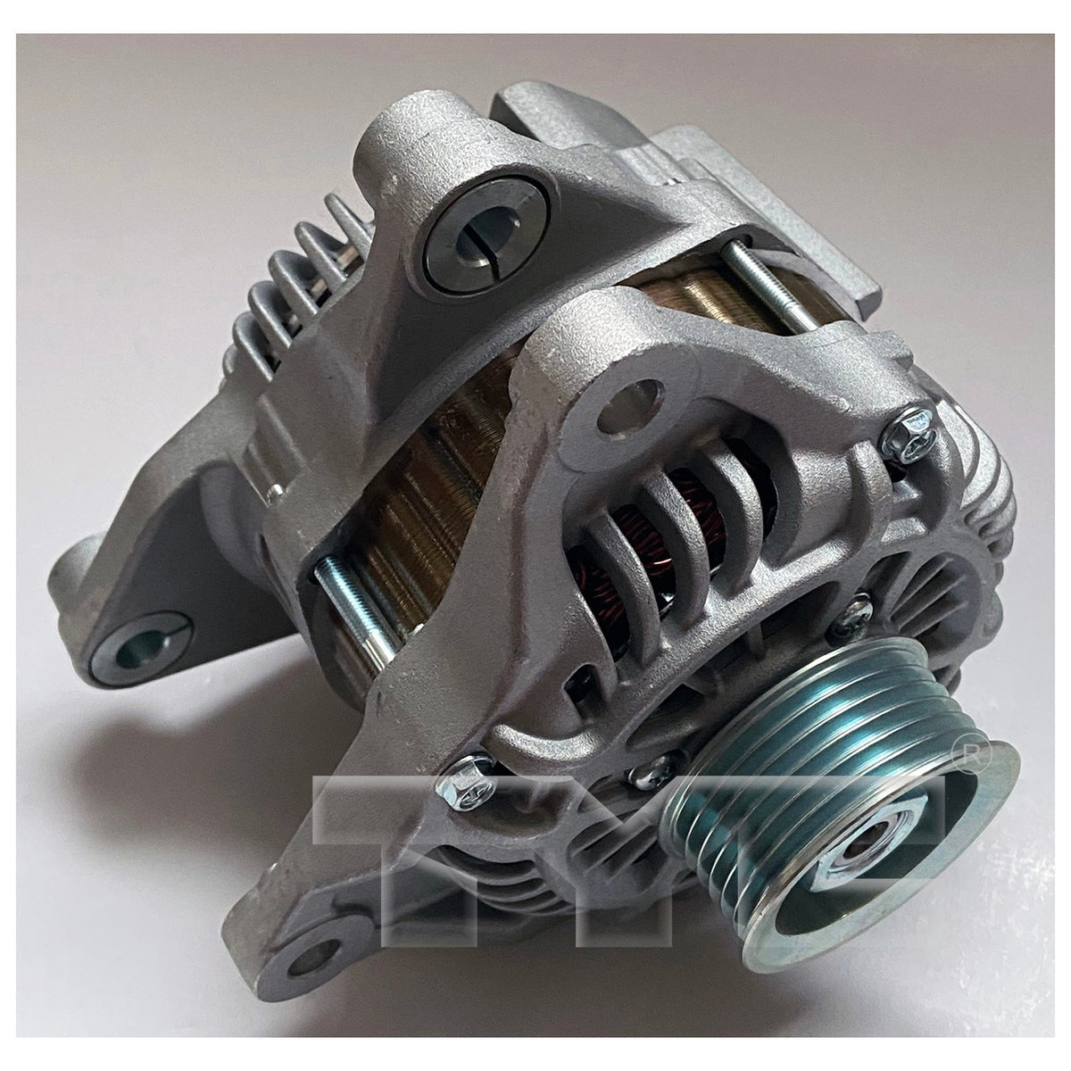 TYC Alternator 2-20288