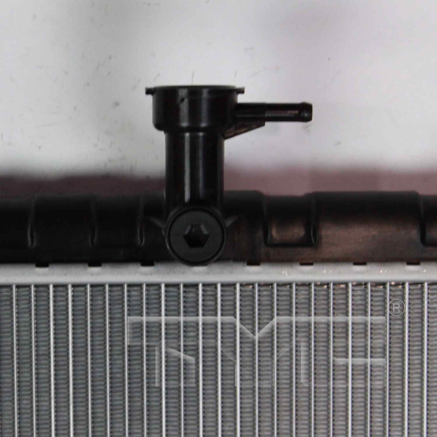 TYC Radiator 2820