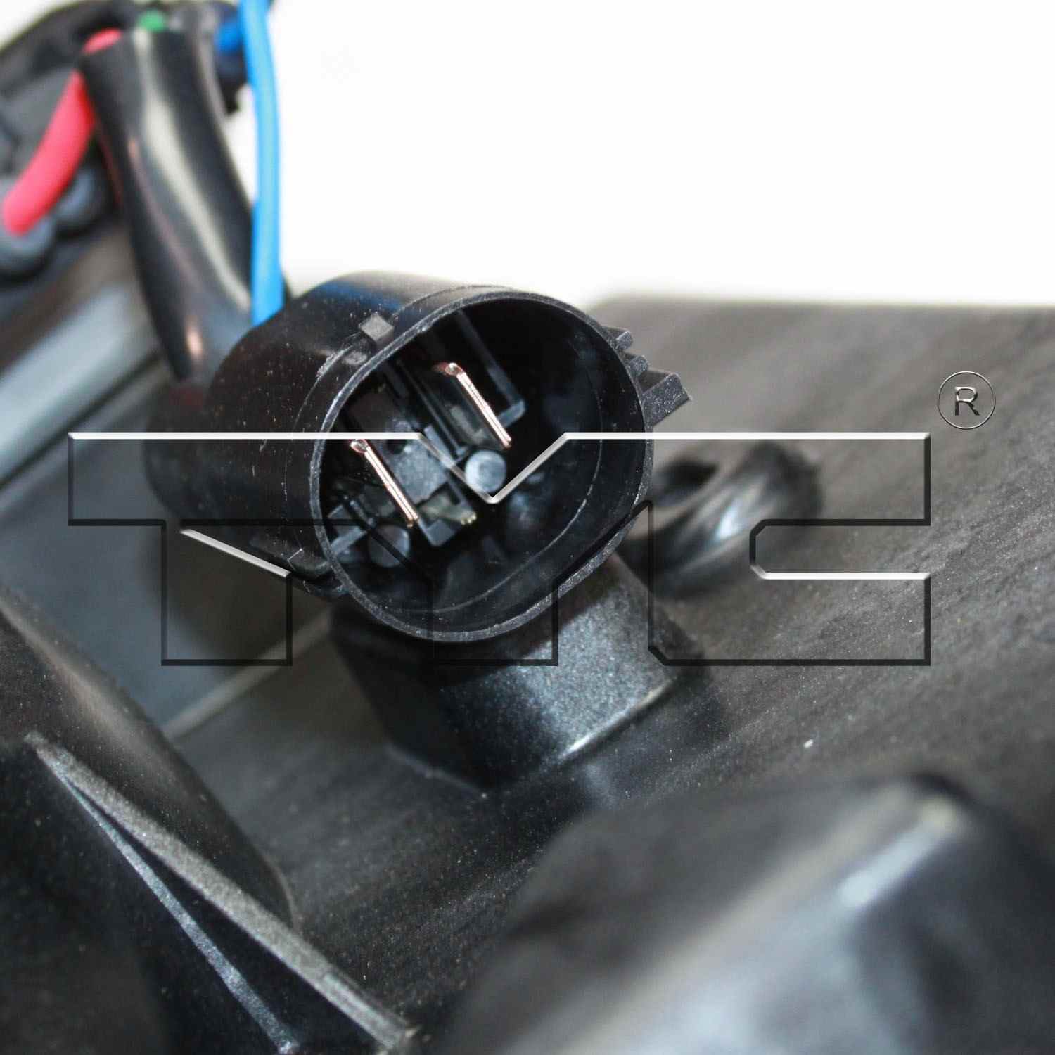 TYC Dual Radiator and Condenser Fan Assembly 622390