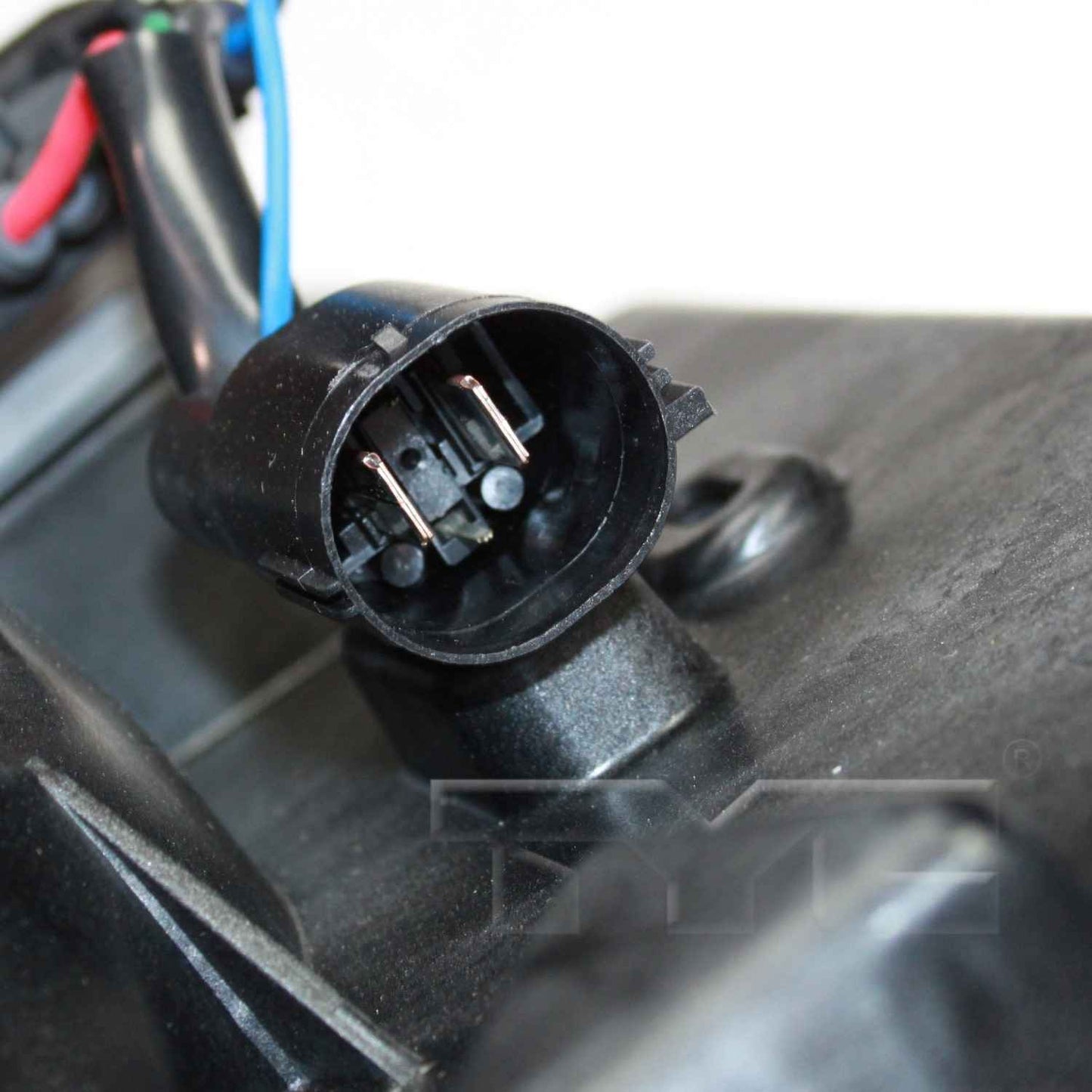 TYC Dual Radiator and Condenser Fan Assembly 622390