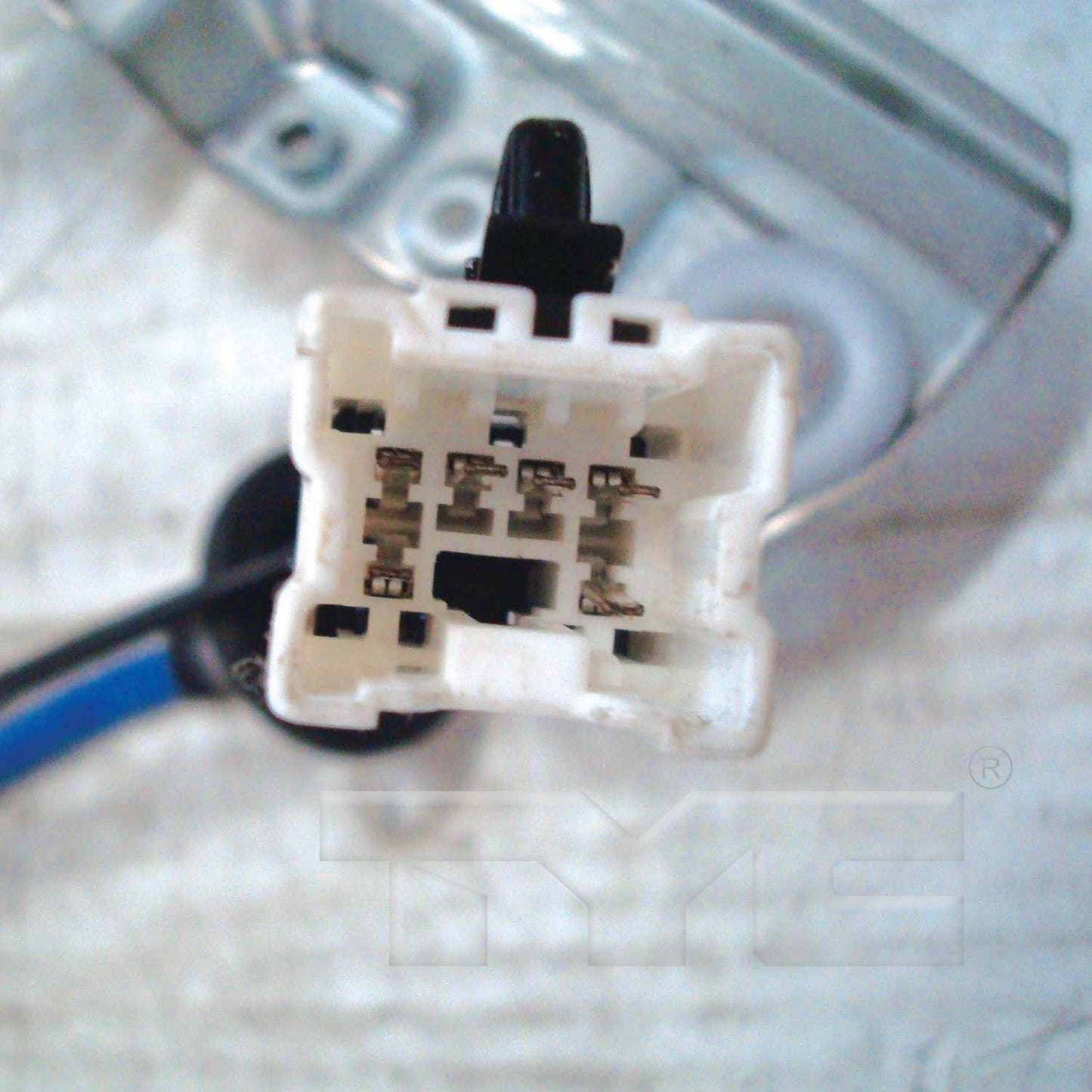 TYC Power Window Motor and Regulator Assembly 660498
