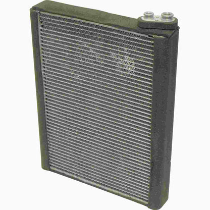 Universal Air Cond EV939675PFC