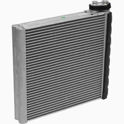Universal Air Cond EV939683PFC