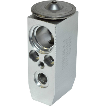 Universal Air Cond EX10196C