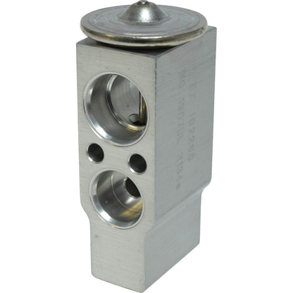 Universal Air Cond EX10226C