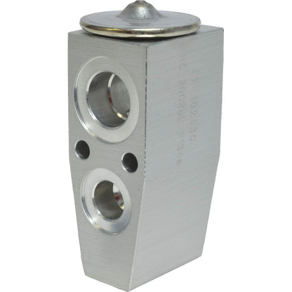 Universal Air Cond EX10243C