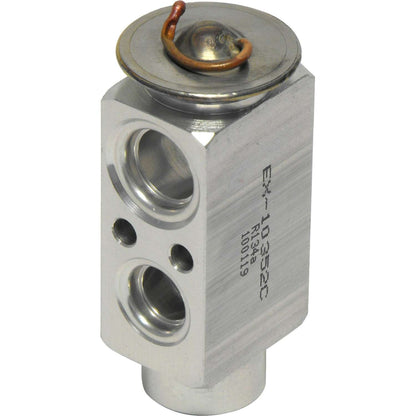 Universal Air Cond EX10352C
