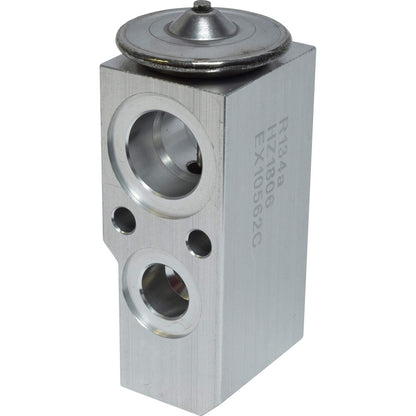 Universal Air Cond EX10562C