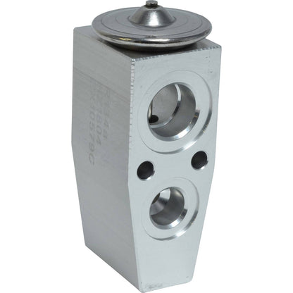 Universal Air Cond EX10579C