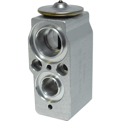 Universal Air Cond EX10585C