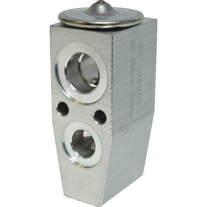 Universal Air Cond EX10600C