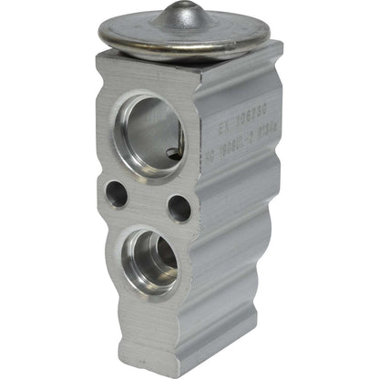 Universal Air Cond EX10623C