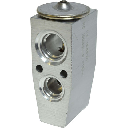 Universal Air Cond EX10627C