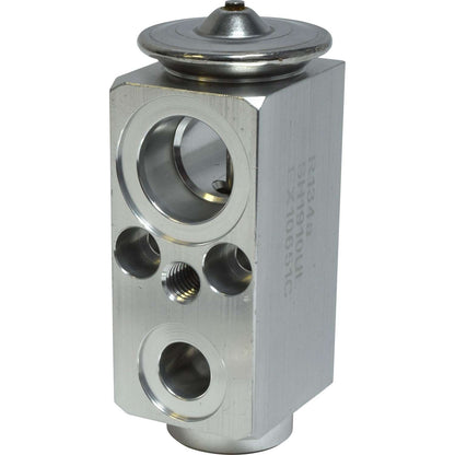 Universal Air Cond EX10651C