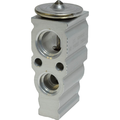 Universal Air Cond EX10665C