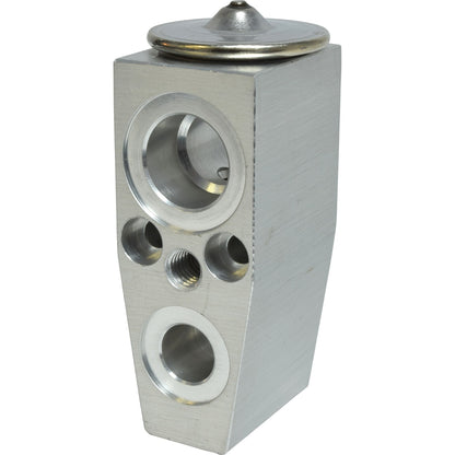 Universal Air Cond EX10673C
