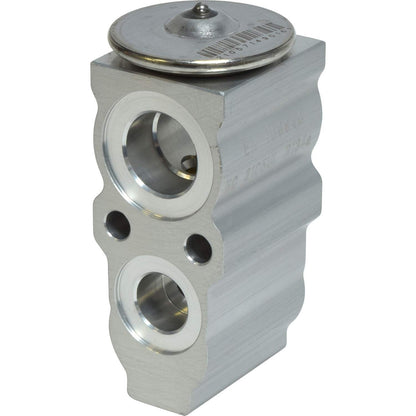 Universal Air Cond EX10694C