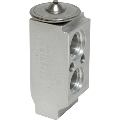 Universal Air Cond EX10742C